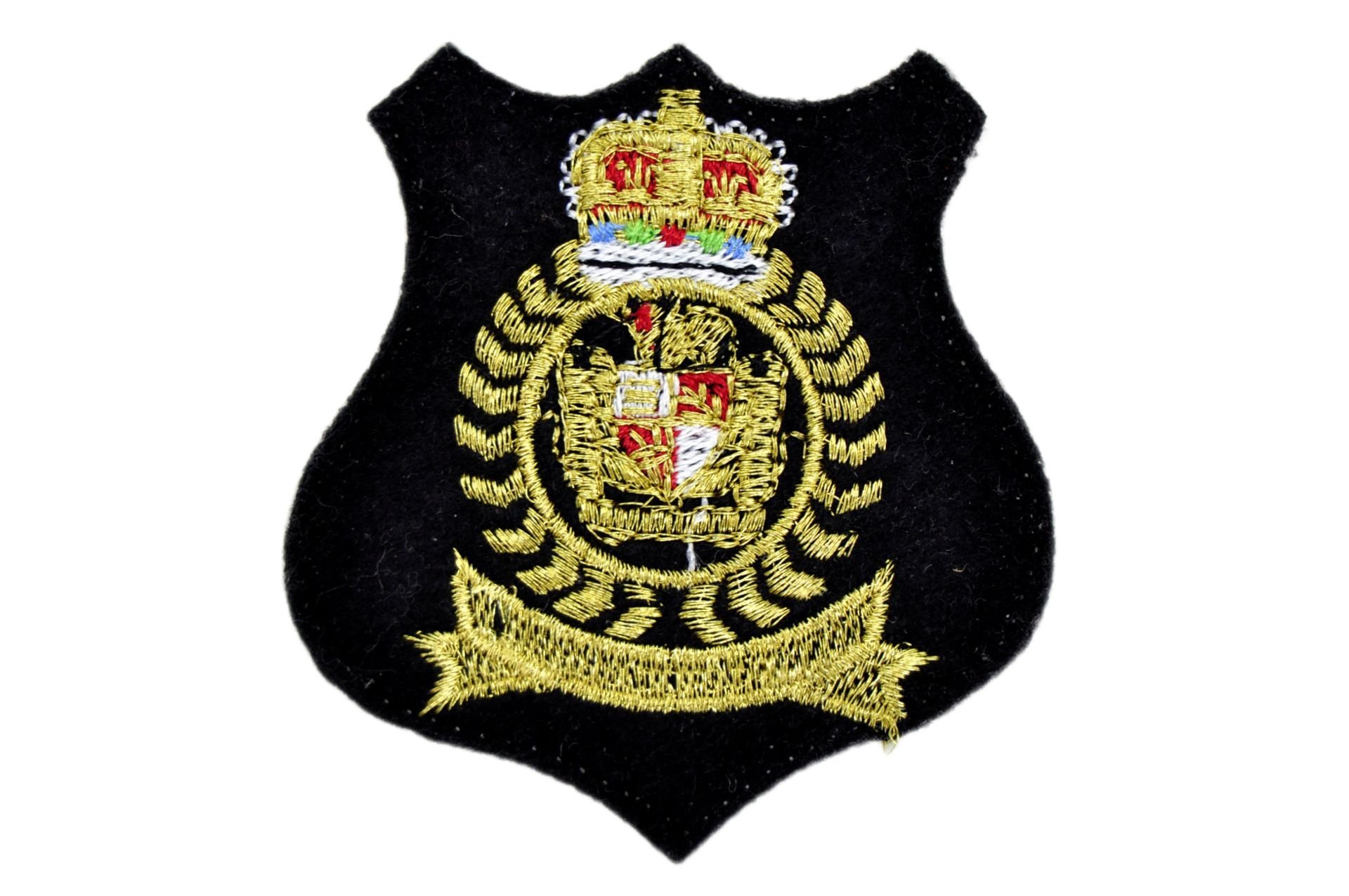 Royal Figürlü Arma